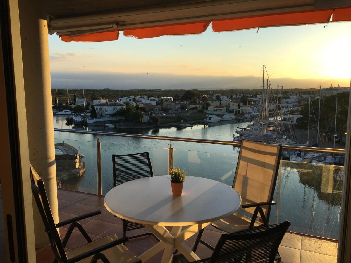 Vue Panoramique Sur La Mediterrannee, Appartement Sur Canal & Proche Plage Rosas Exteriör bild