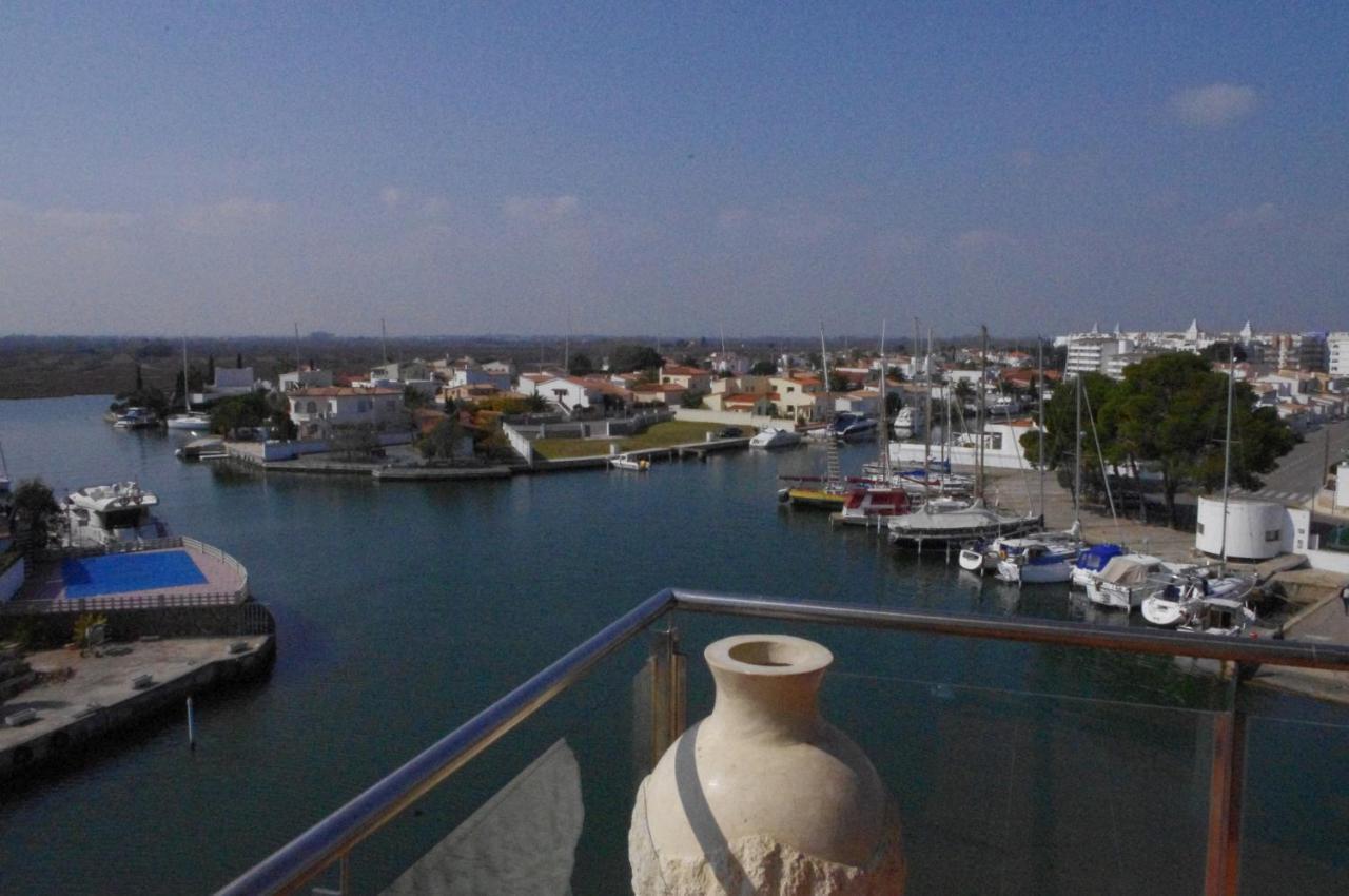 Vue Panoramique Sur La Mediterrannee, Appartement Sur Canal & Proche Plage Rosas Exteriör bild