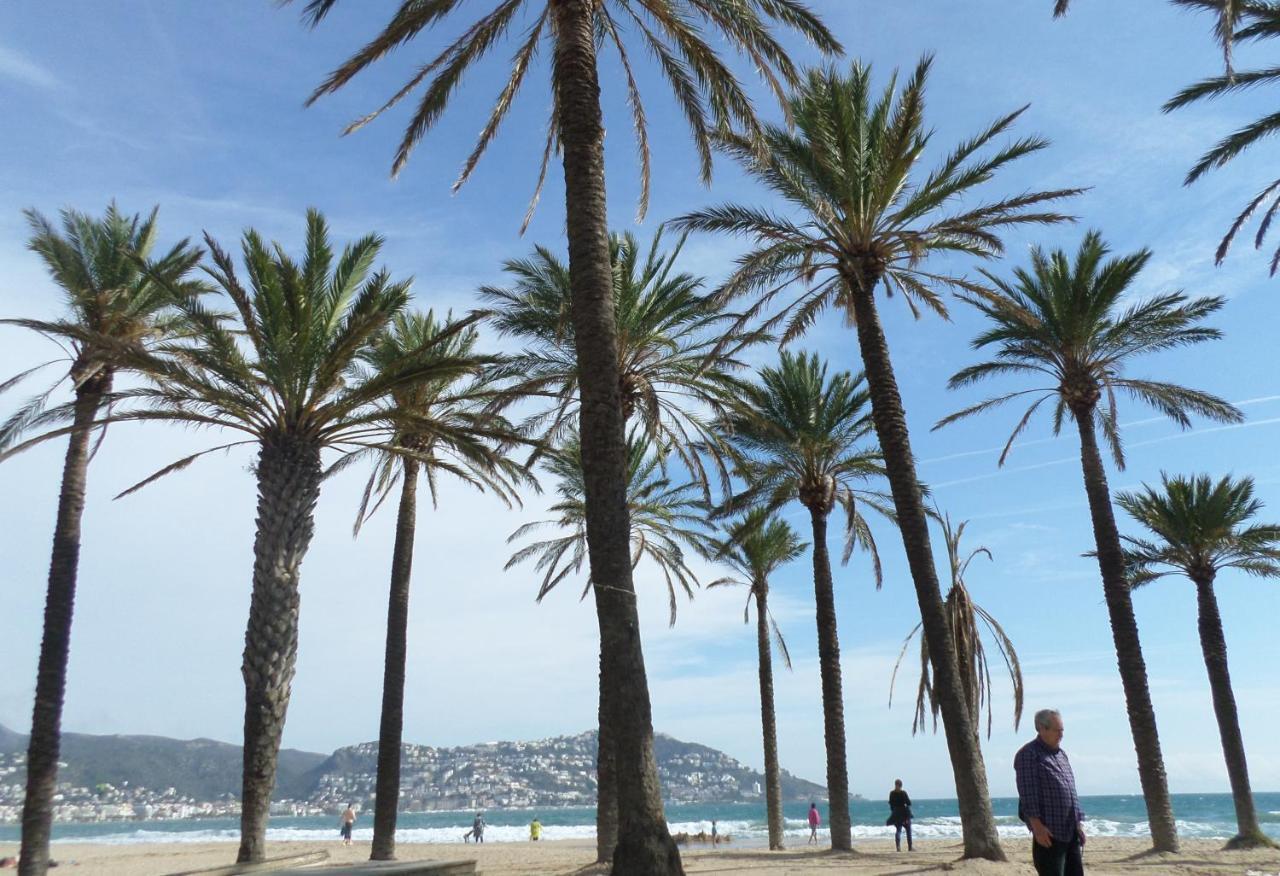 Vue Panoramique Sur La Mediterrannee, Appartement Sur Canal & Proche Plage Rosas Exteriör bild